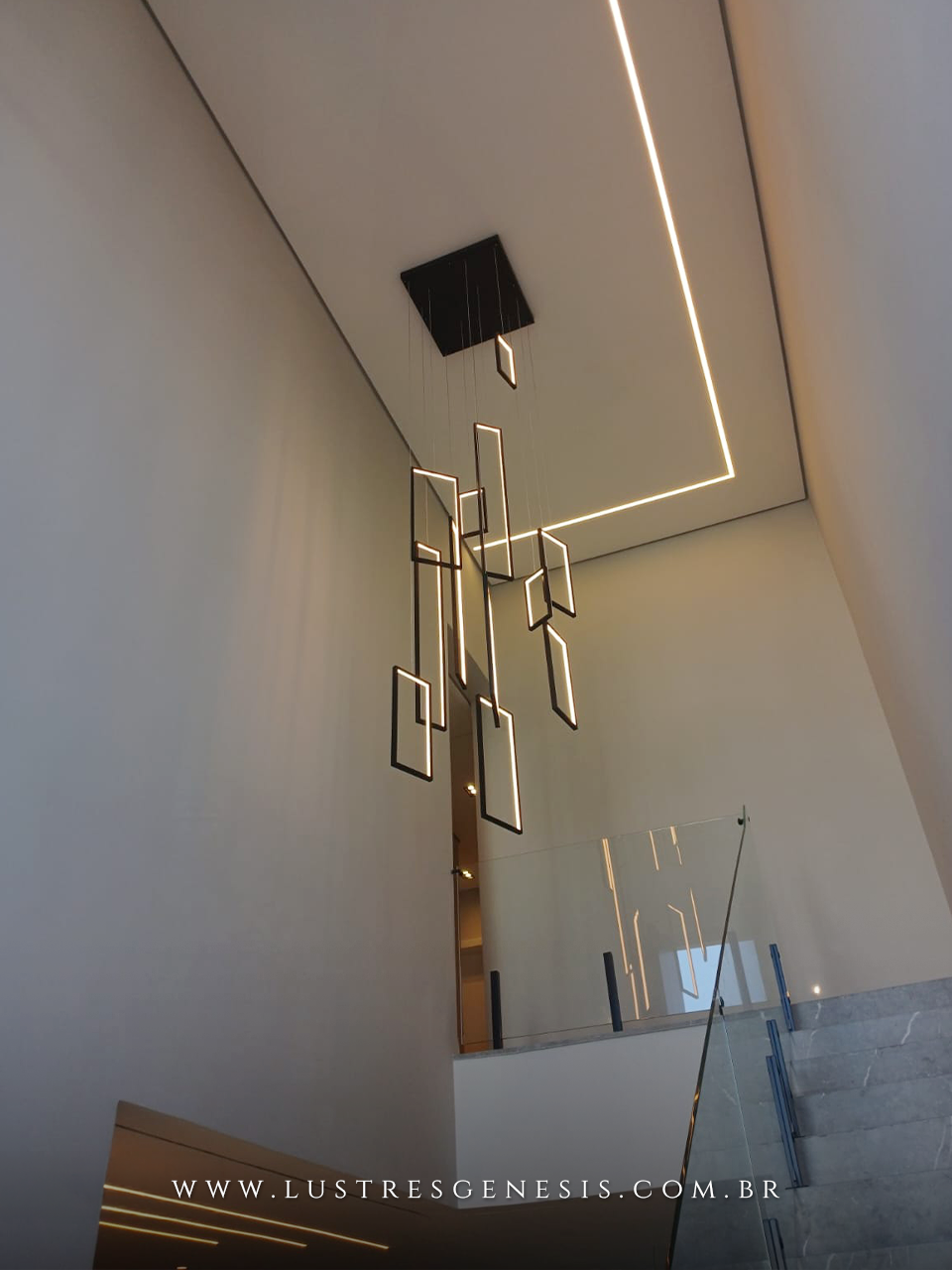 Lustre Pendente Pé Direito Alto de LED Moderno Mirror 12 Retângulos Para Hall de Entrada